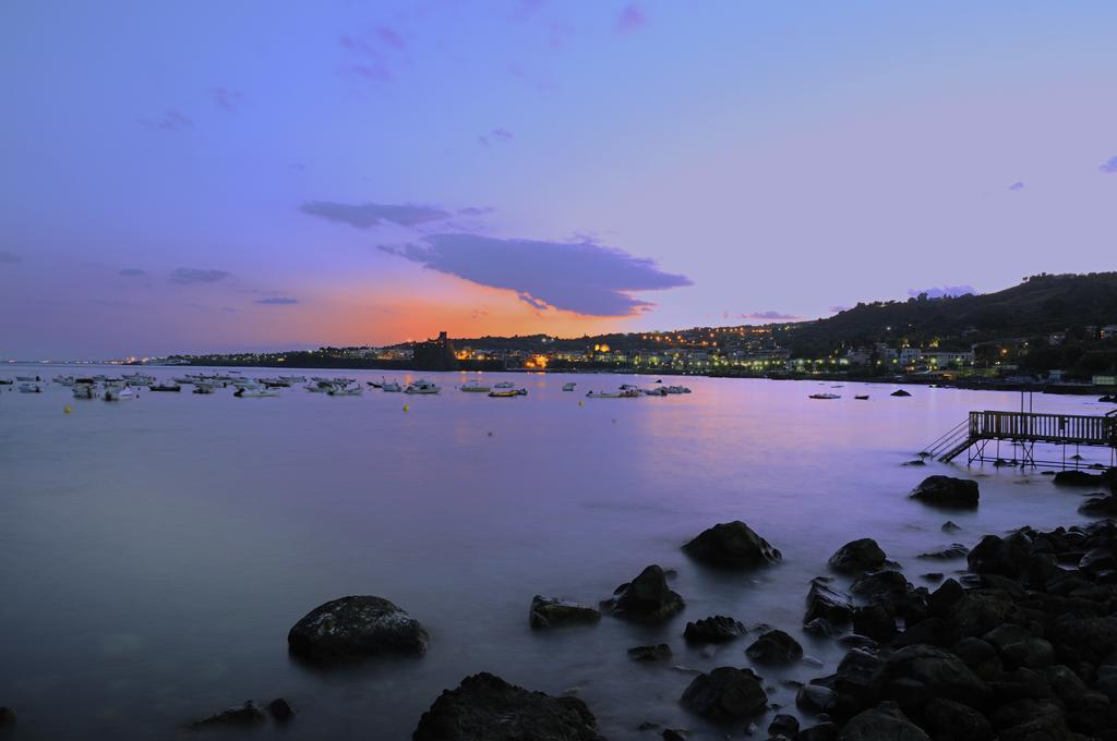 Enjoy Home Ачи-Трецца Екстер'єр фото
